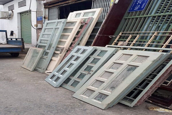 Cơ sở thu mua cửa cũ giá cao uy tín Đồ Cũ Ngọc Linh